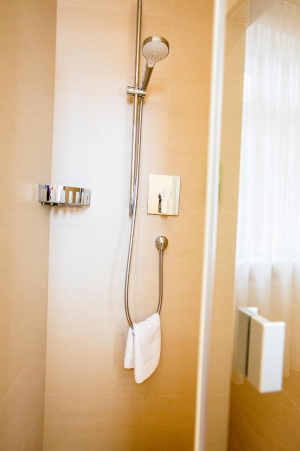 Sevendays Hotel Karlsruhe Ngoại thất bức ảnh