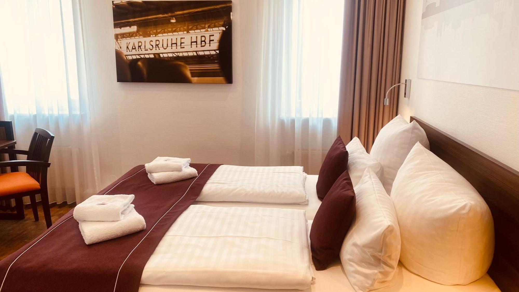 Sevendays Hotel Karlsruhe Ngoại thất bức ảnh